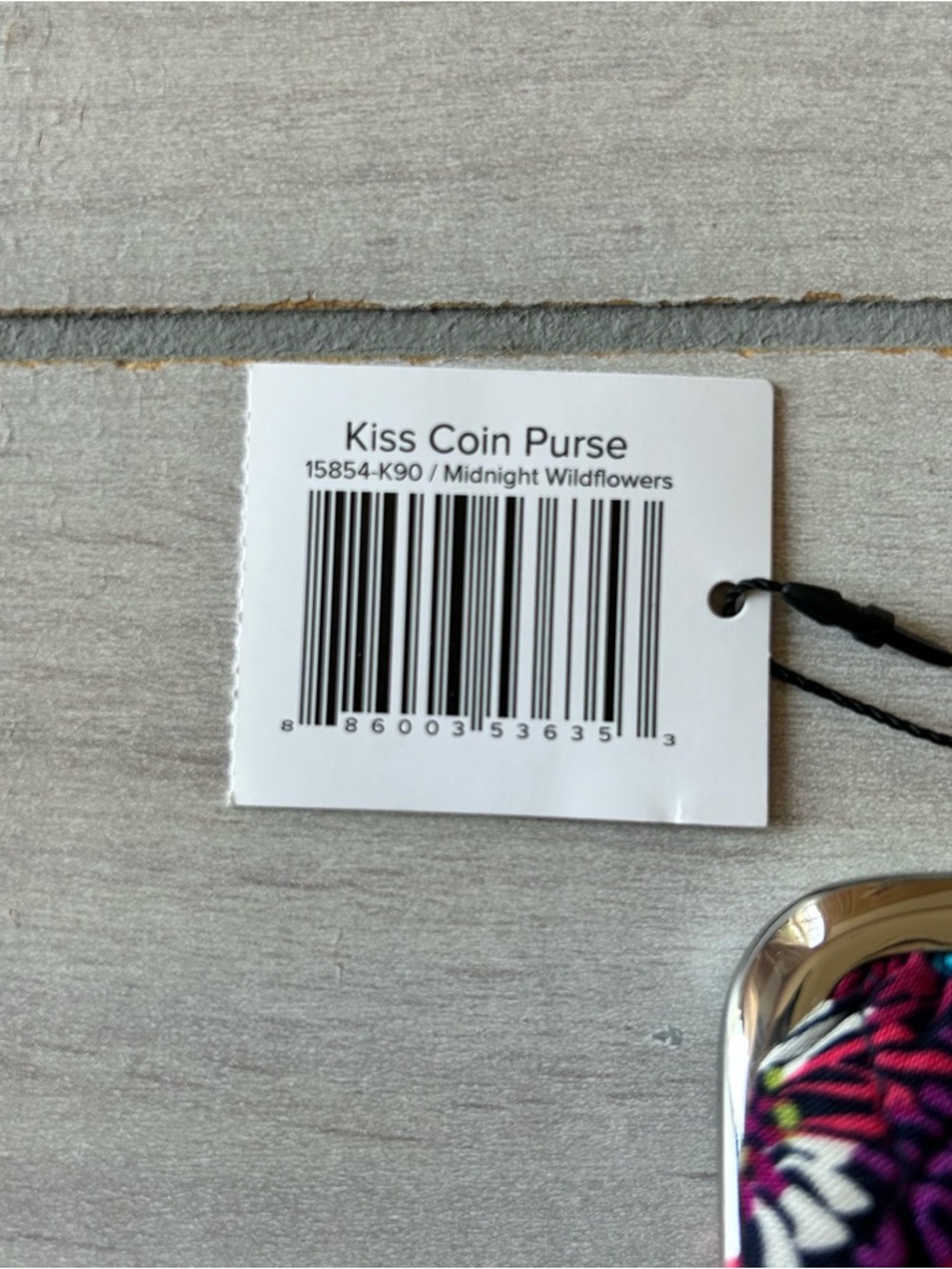 NWT Vera Bradley Navy Quilted Floral Kiss-Lock Coin Purse - Picture 2 of 3